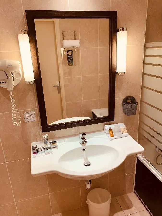 ****  Hotel Mercure Rennes Cesson فرنسا